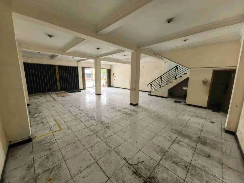 Ruko Siap Pakai Lokasi Strategis Dekat Uptwon Mall di Ngaliyan Semarang