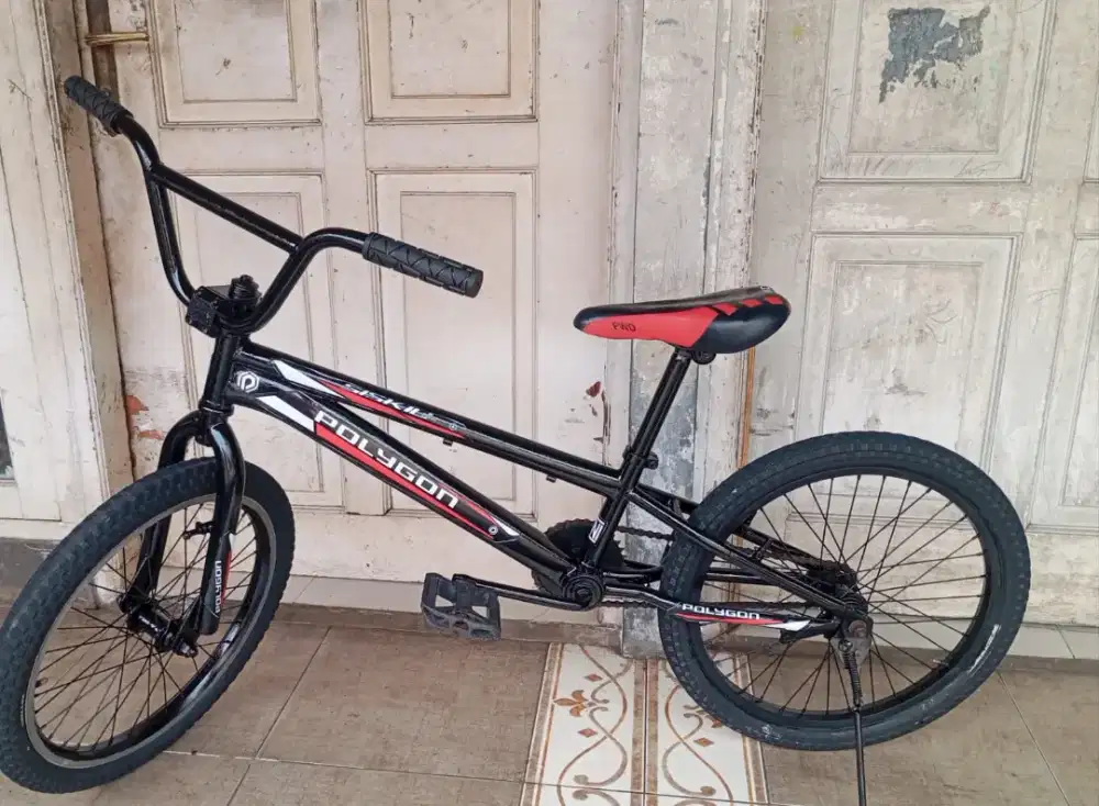 sepeda BMX ukuran 20 rem tarpedo kondisi normal