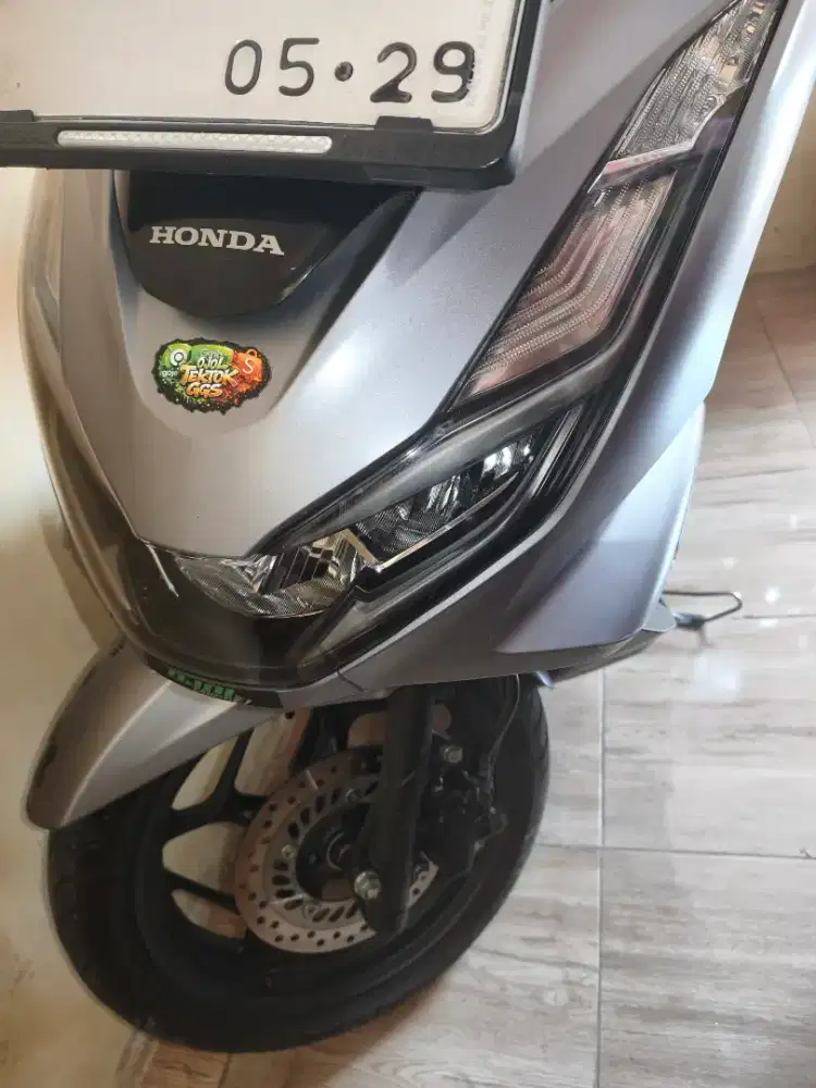 Honda pcs silver tahun 2024