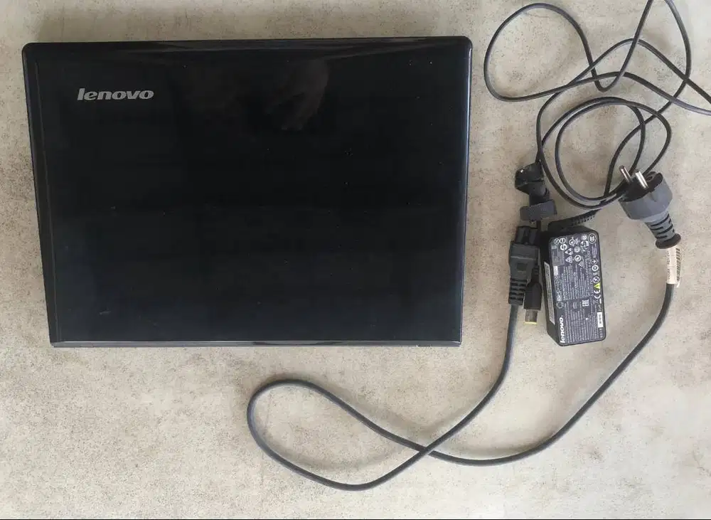 Laptop LENOVO IDEAPAD 300-14IBR