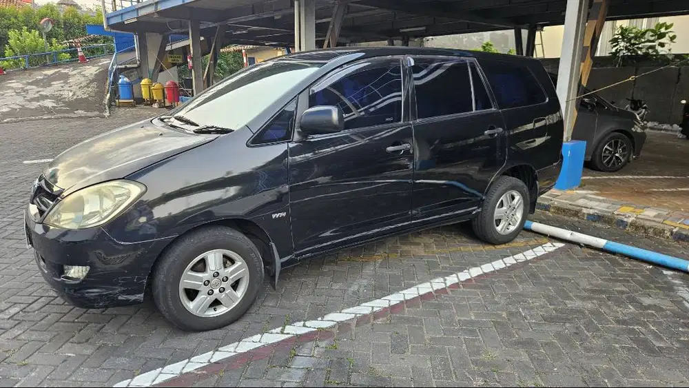 Toyota Kijang Innova 2.0 G A/T 2005 Hitam - Pajak Hidup, Nego