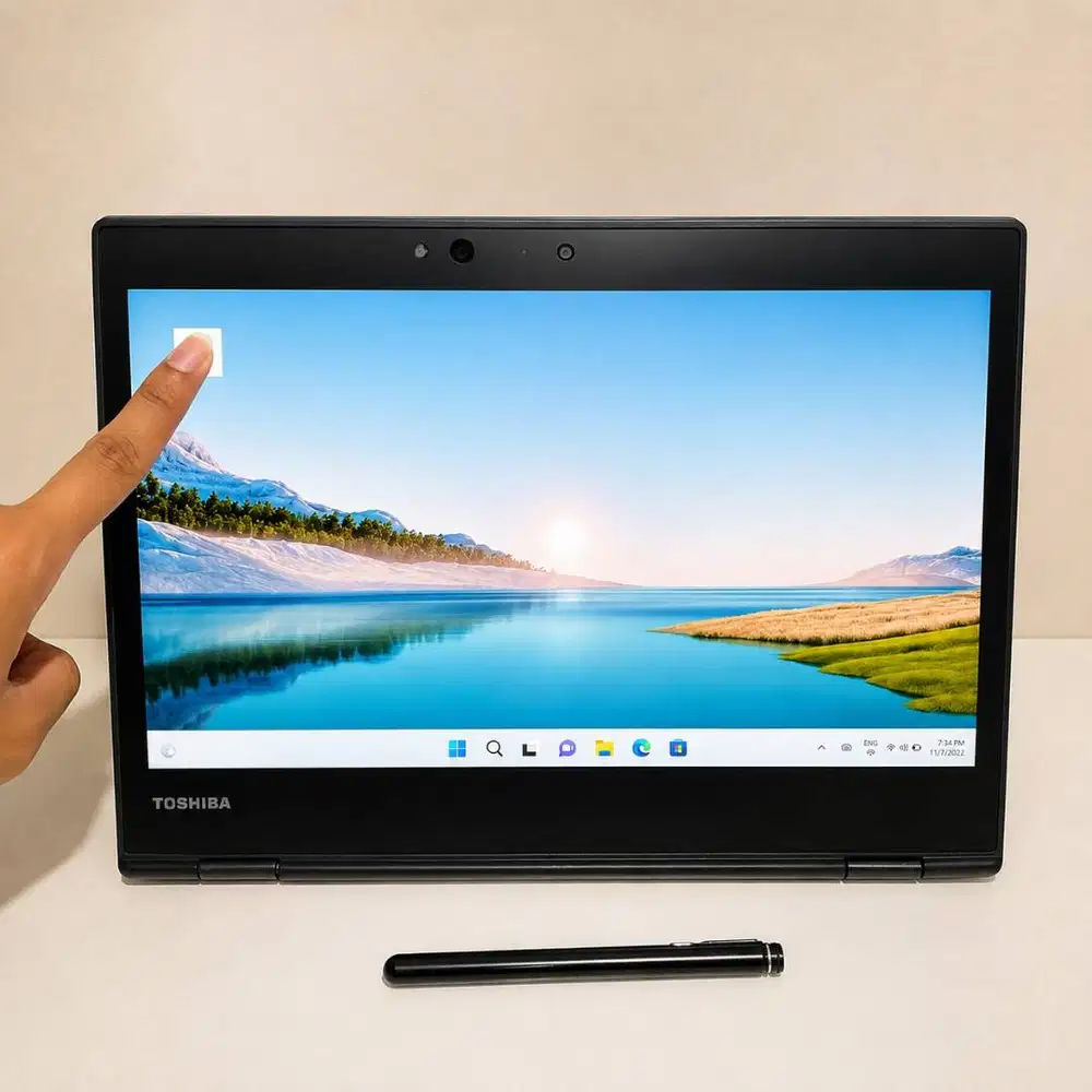 Toshiba Portege X20W i5 Flip Touchscreen