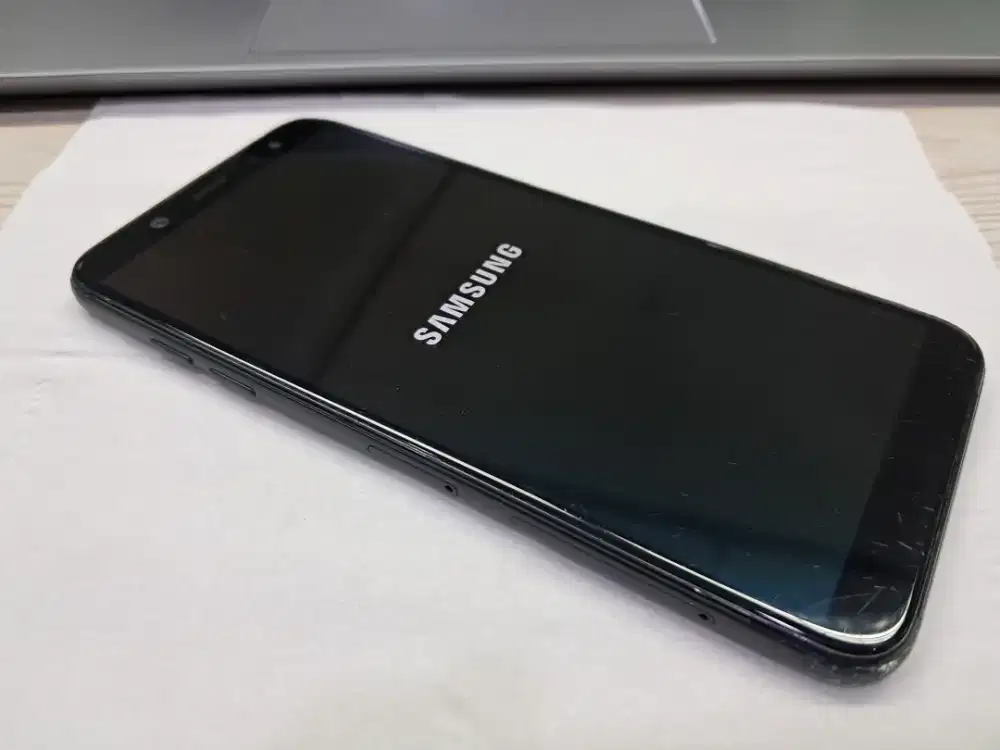 SAMSUNG A6 2018 RAM4GB ROM32GB