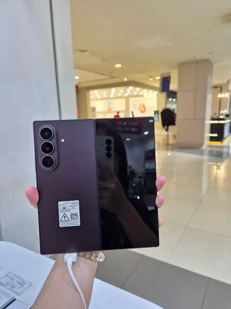 SAMSUNG GALAXY ZFOLD ULTRA 8