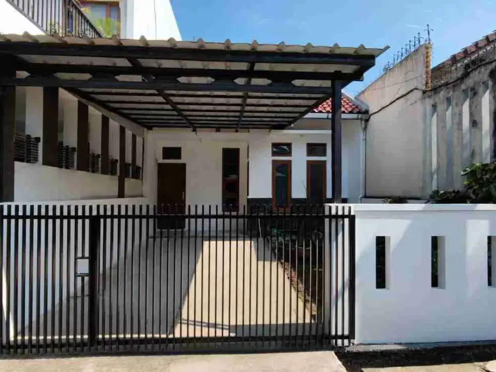 Dijual rumah di Cisaranten Arcamanik