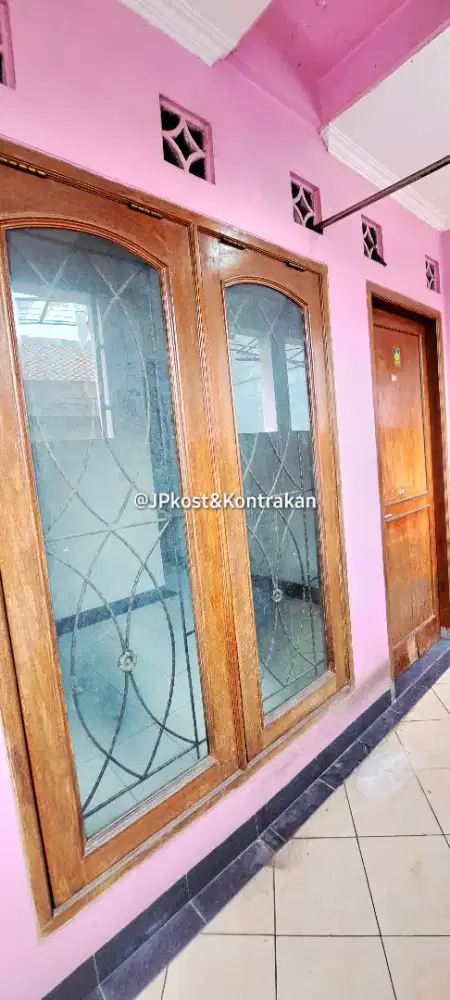 KOST KONTRAKAN BULANAN CONDET