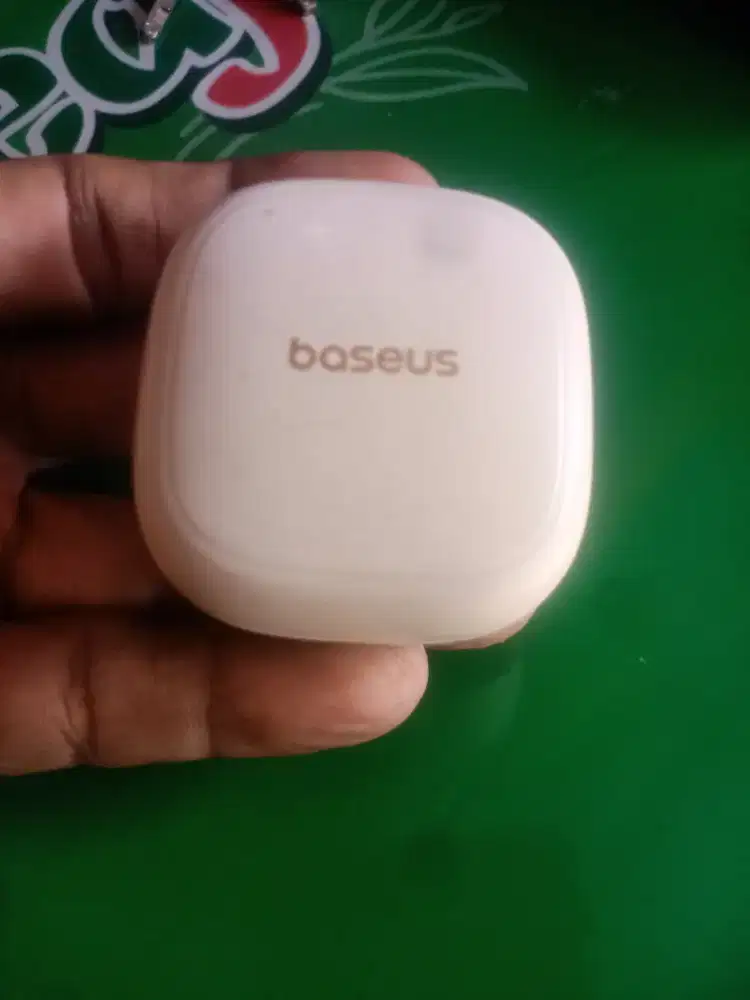 Dijual earbuds Basseus BD1.