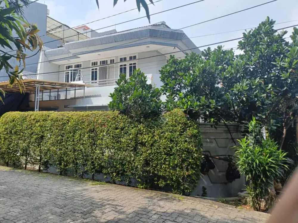 Rumah Hoek 2 Lantai di Sunter Bisma Jakarta Utara
