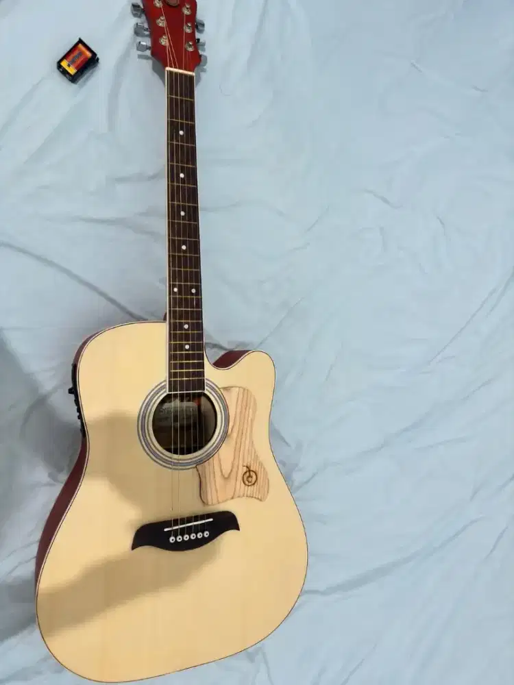 Gitar Akustik Elektrik