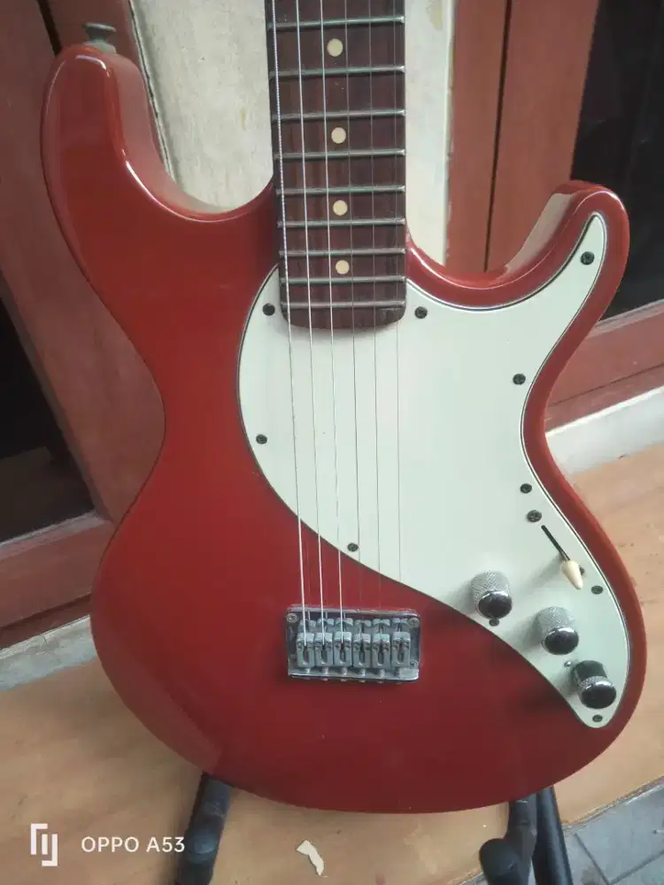 Gitar Line 6 Variax 300