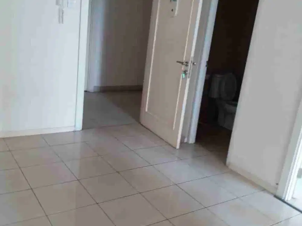 Di jual Apartemen green Lake sunter tower 1/ Slr kosongan hanya ada 2 ac dan sudah sertifkat