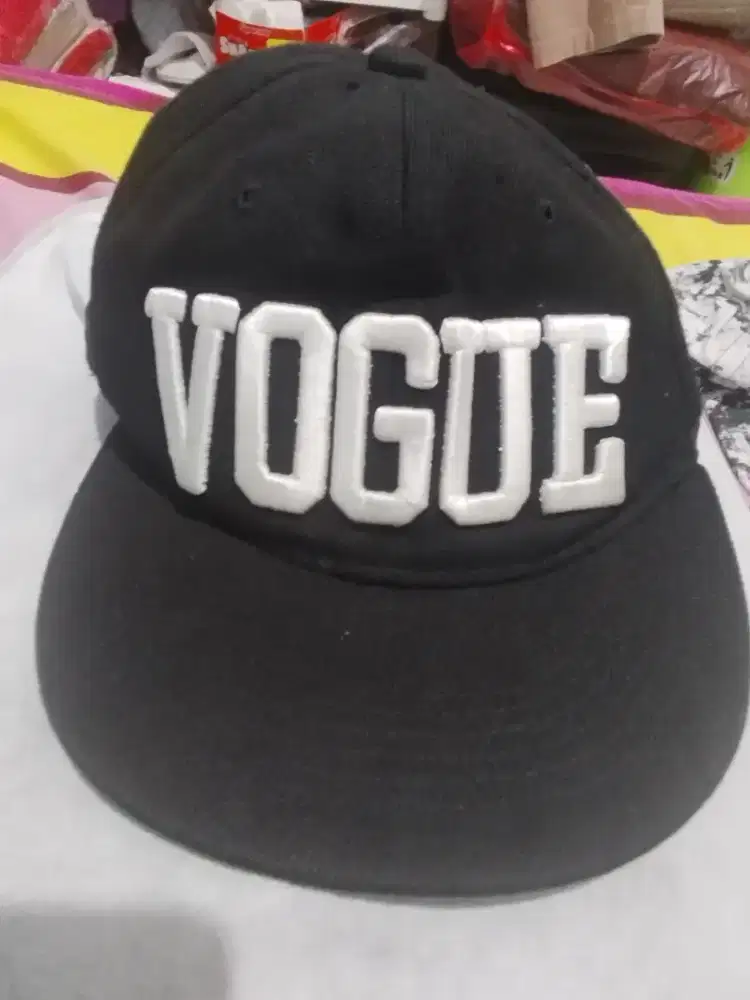 TOPI VOGUE HIT pekati