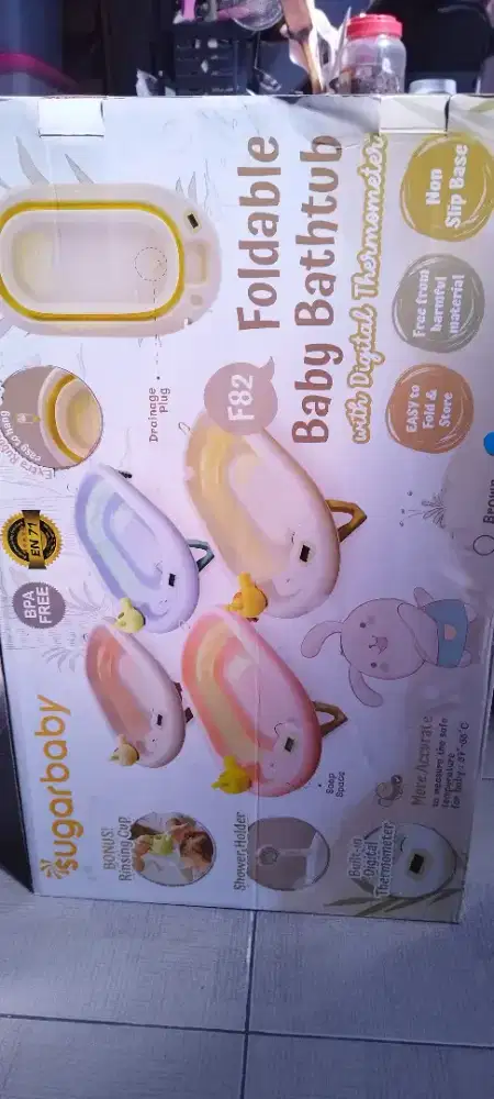 Sugarbaby Foldable Baby Bathtub With Digital Thermometer / Bak Digital