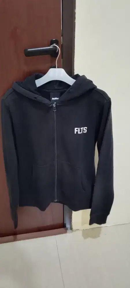 Sweater merk luar FLTS uk M