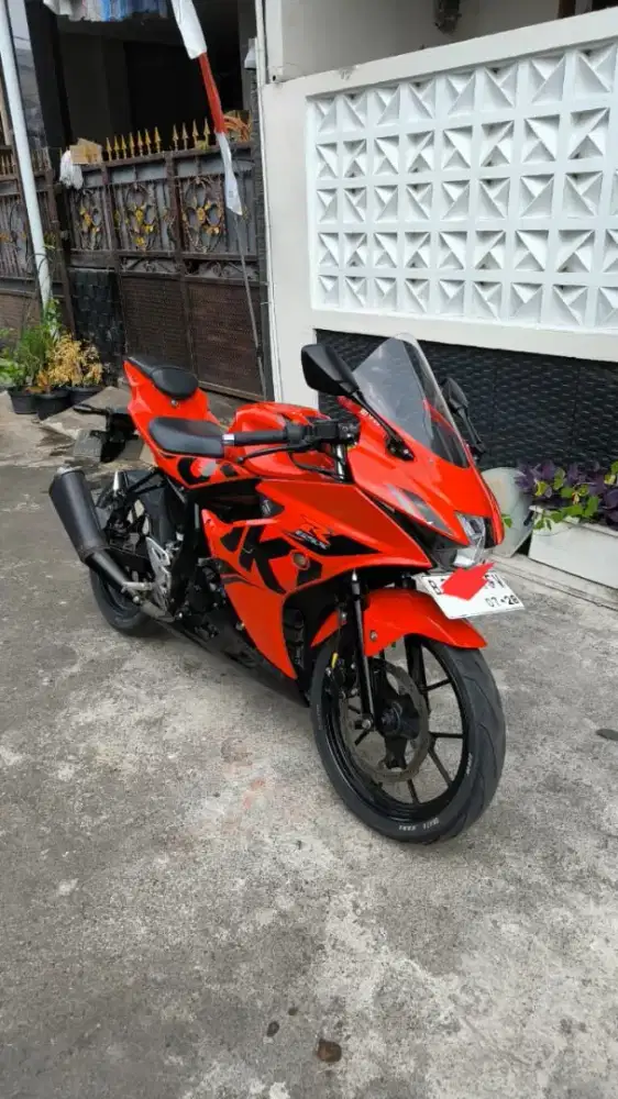 Suzuki GSXR150 Merah 2018
