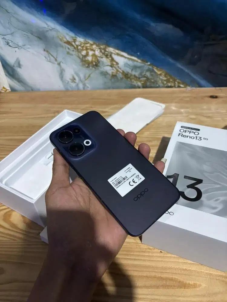 Oppo reno 13 5G Ram 12/256 GB