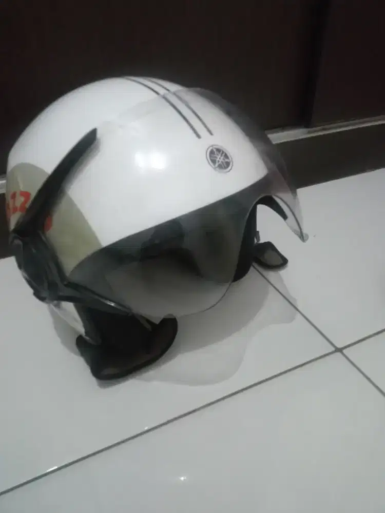 Jual helm Fazio original minus pemakaian