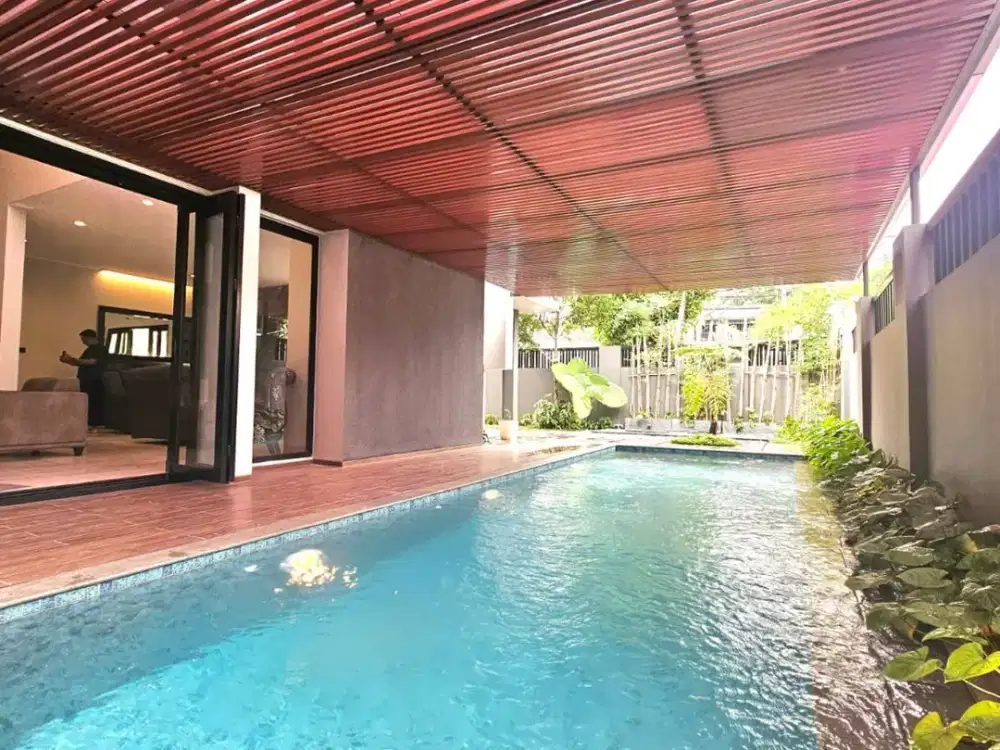Rumah 2 Lantai Modern Private Pool di Pesanggrahan Jaksel LR-19021