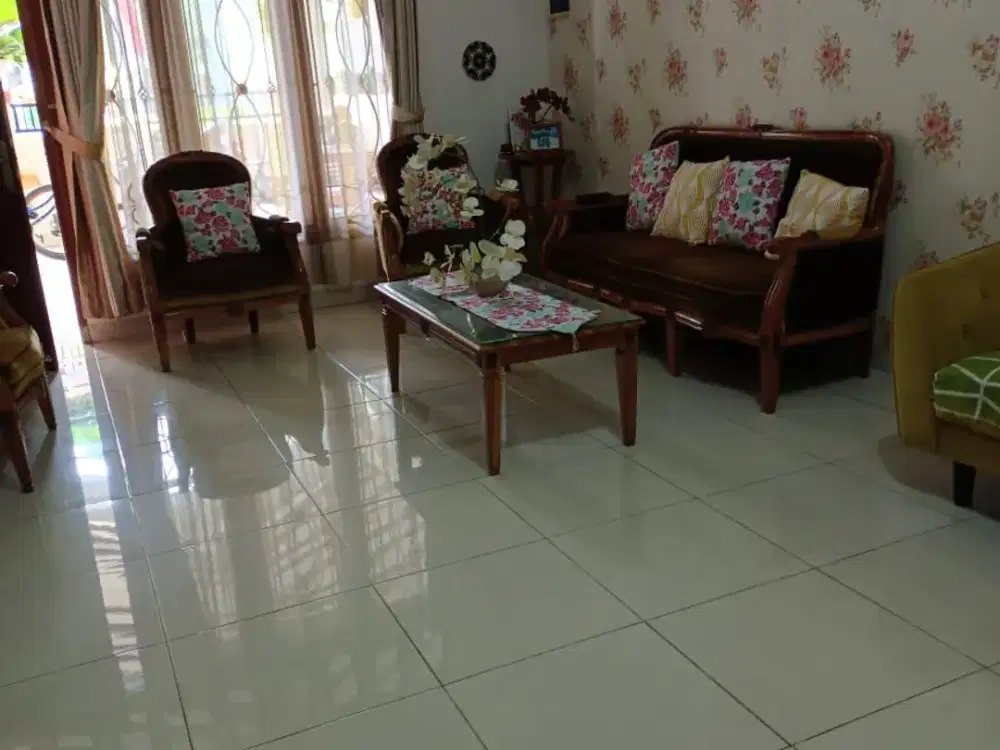 Rumah   strategis  dan rapi di grand prima Bintara ,Bekasi Barat