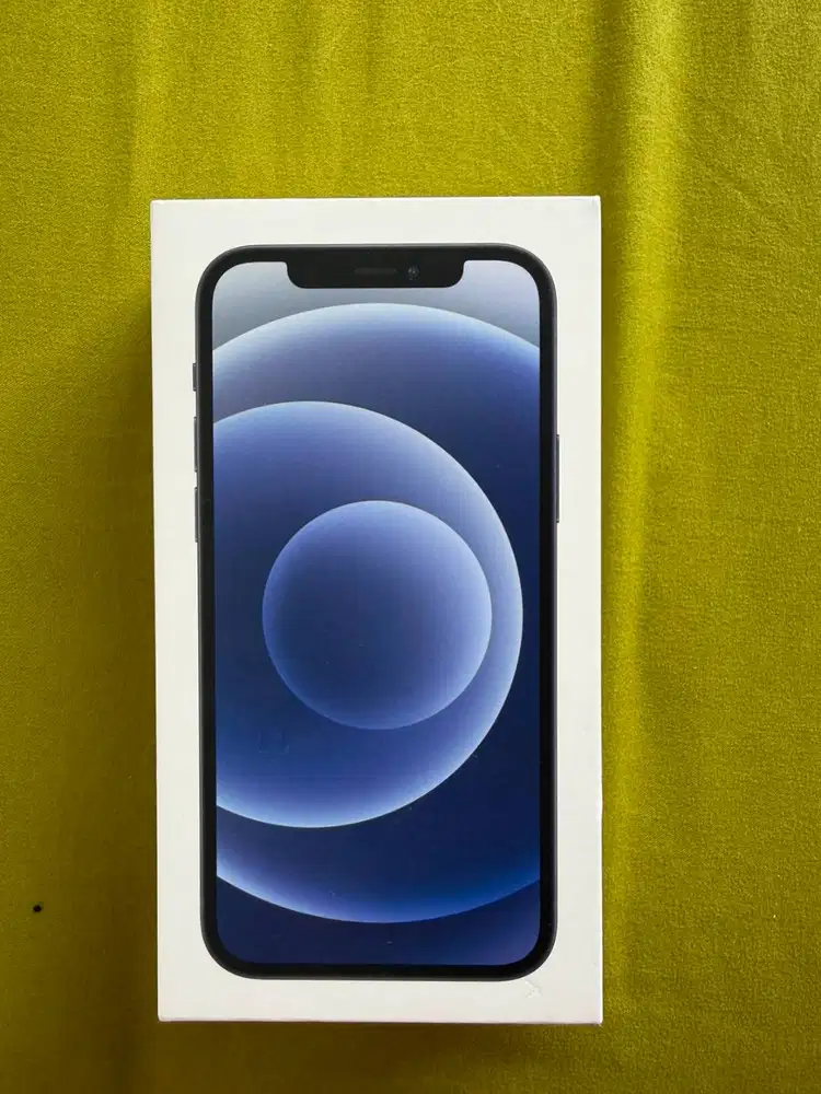 Iphone 12 128 GB like new Battery Health 100%