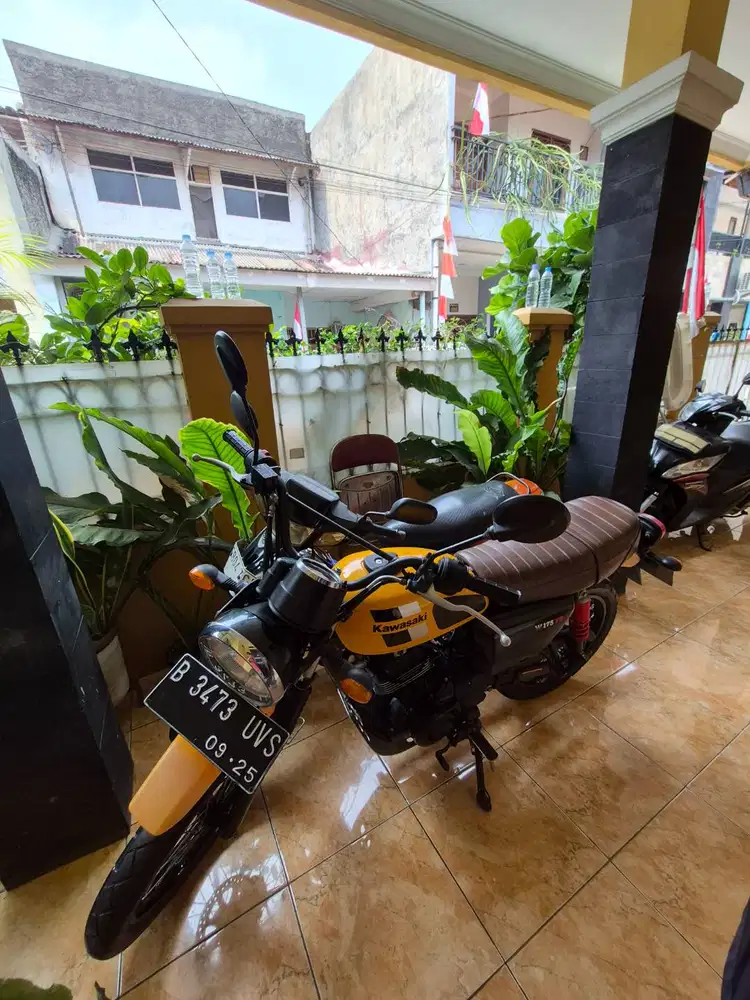 Kawasaki W 175 TR SE 2020