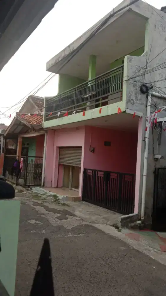 Dijual Rumah Dan Kios Dekat Stasiun Depok Lama