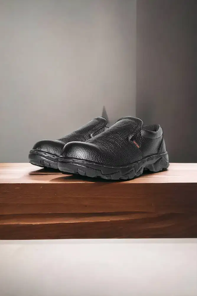 Optimal Sepatu safety pekerja logistik Bengkulu