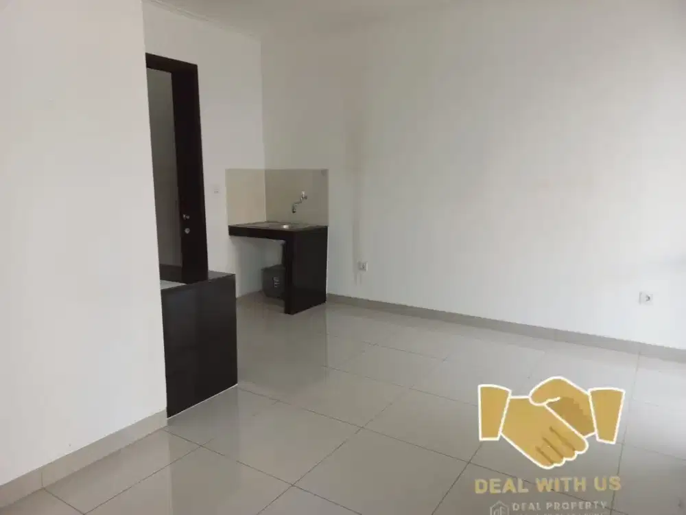 jual rumah 2 lantai PIK 2 uk 6x10m kosongan