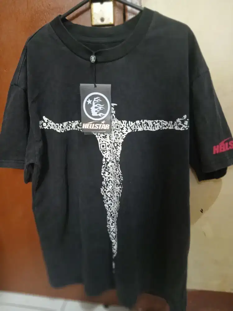 Tshirt hellstar