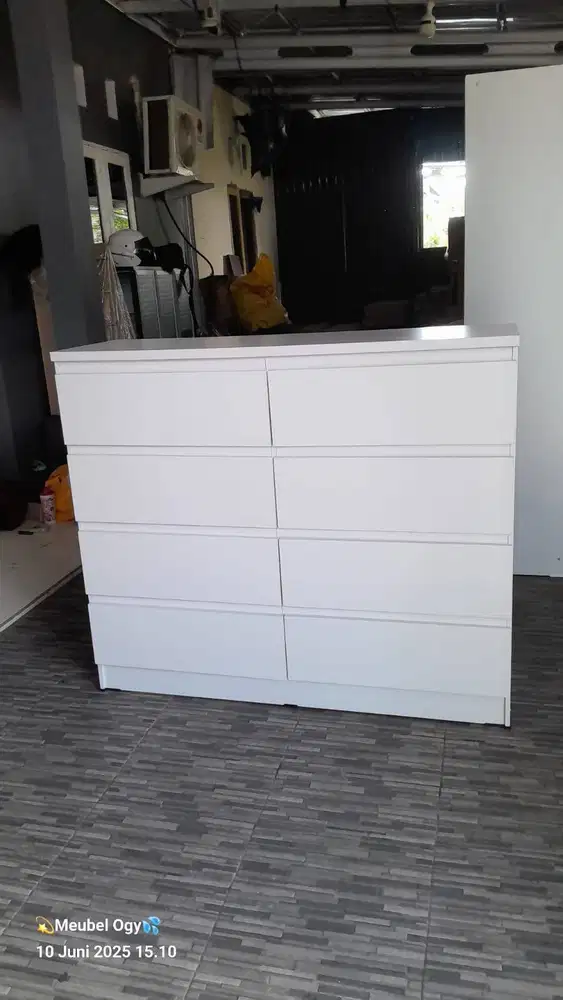 READY BUFFET RUANGAN 8 LACI DRAWER TERLARIS