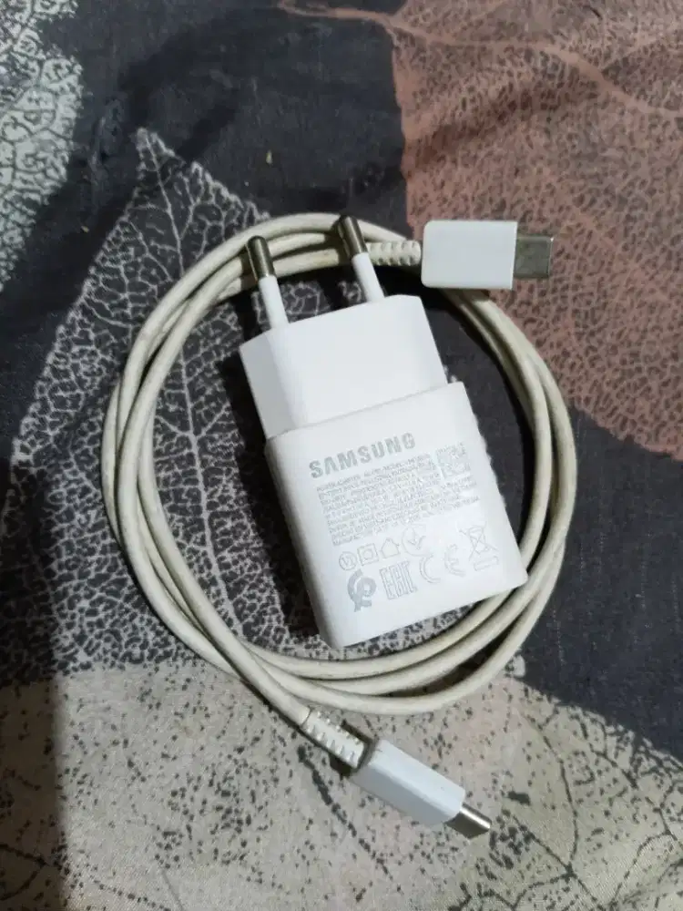 Charger samsung 15w ori (second)