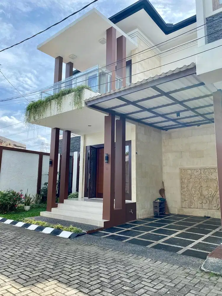 Disewakan rumah 2lt.
