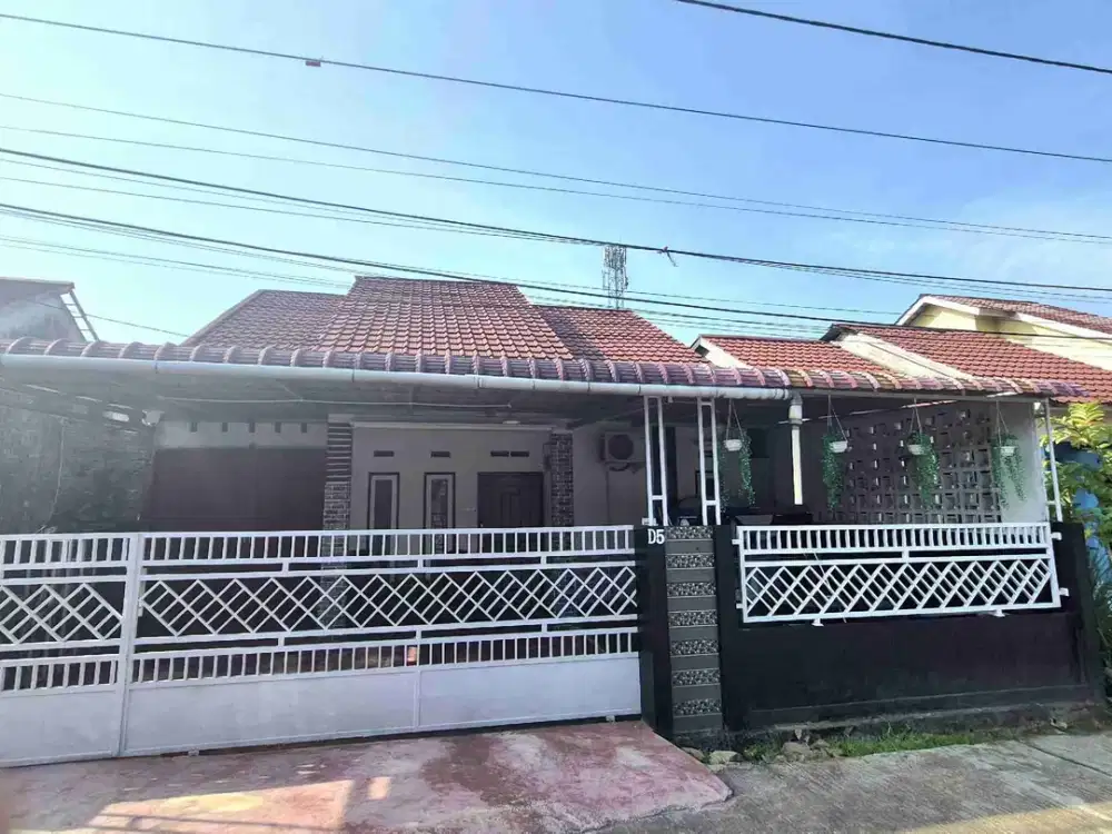 Rumah terawat di Desa Kapur