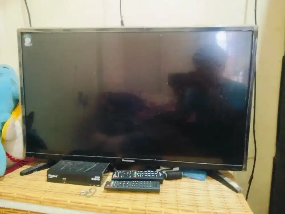 Di jual cepat, Tv Panasonic 32inc