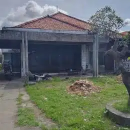 DIJUAL TANAH GRATIS BANGUNAN. LOKASI STRATEGIS. DENPASAR UTARA. 955 m²