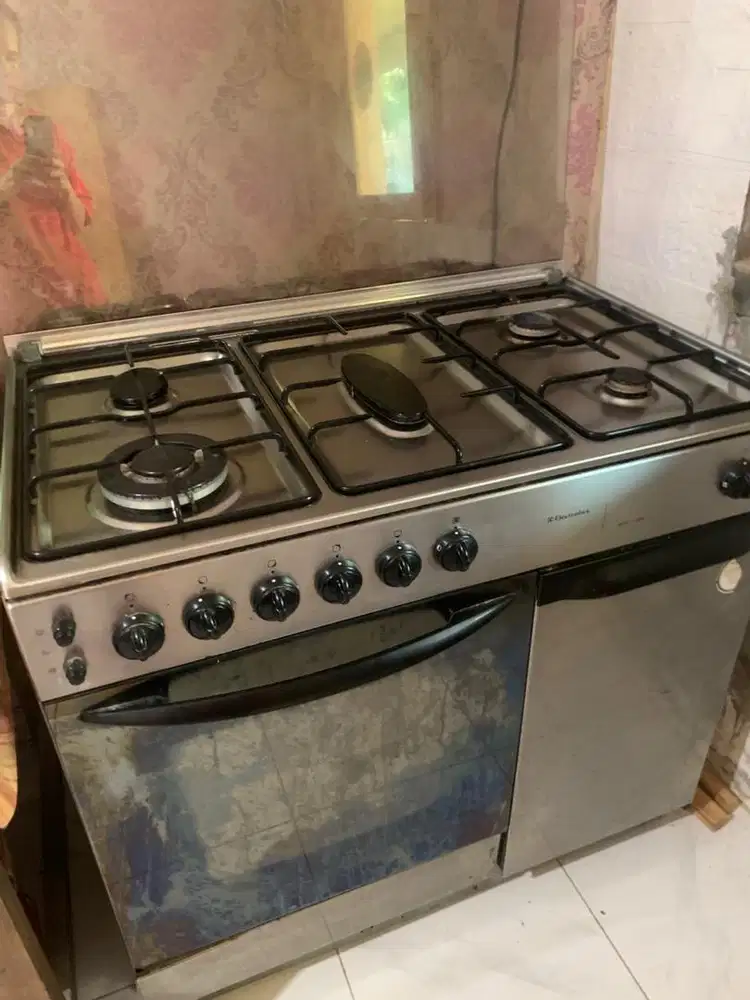 Kompor electrolux