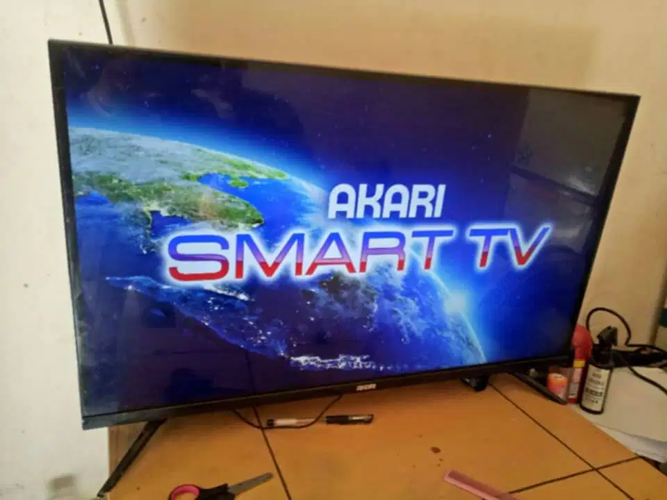Televisi Akari smart tv