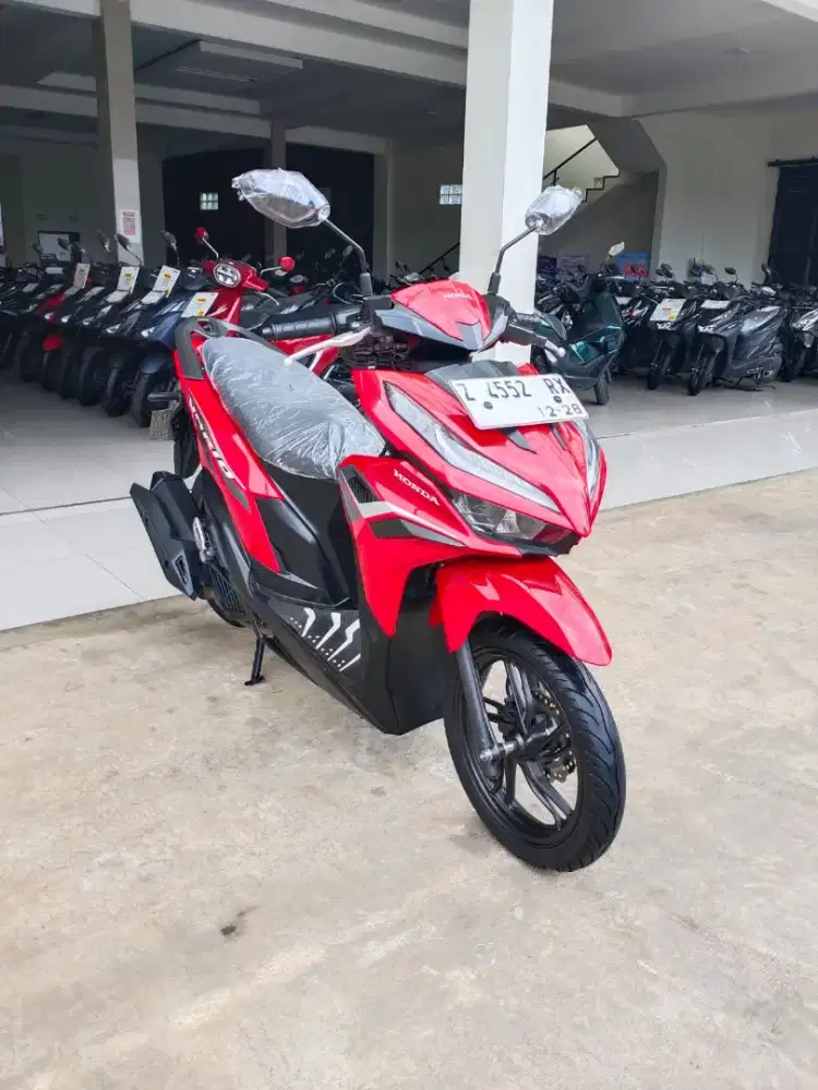 VARIO CBS 125 2023