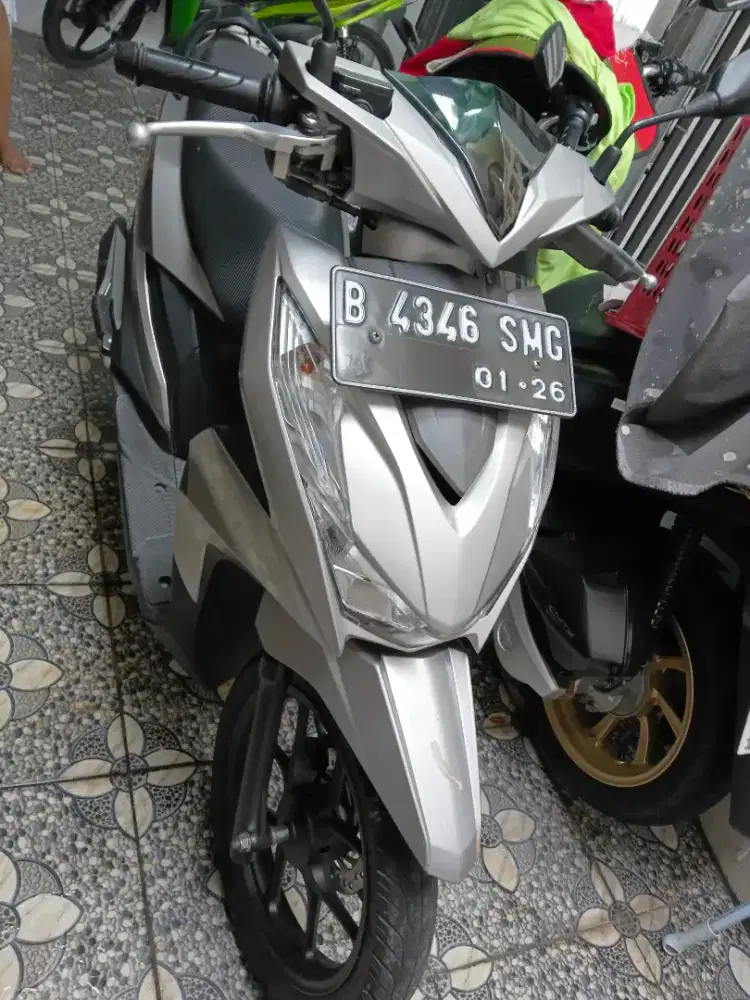 Beat 2021 delux km low