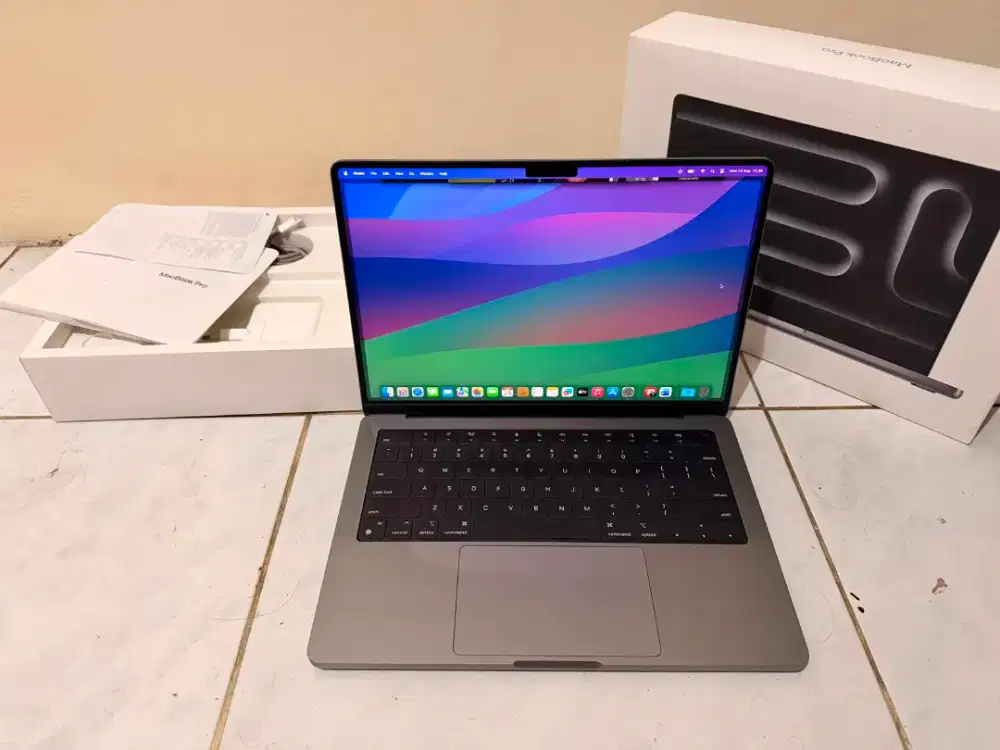 macbook pro m3 8/512 muluss ex ibox