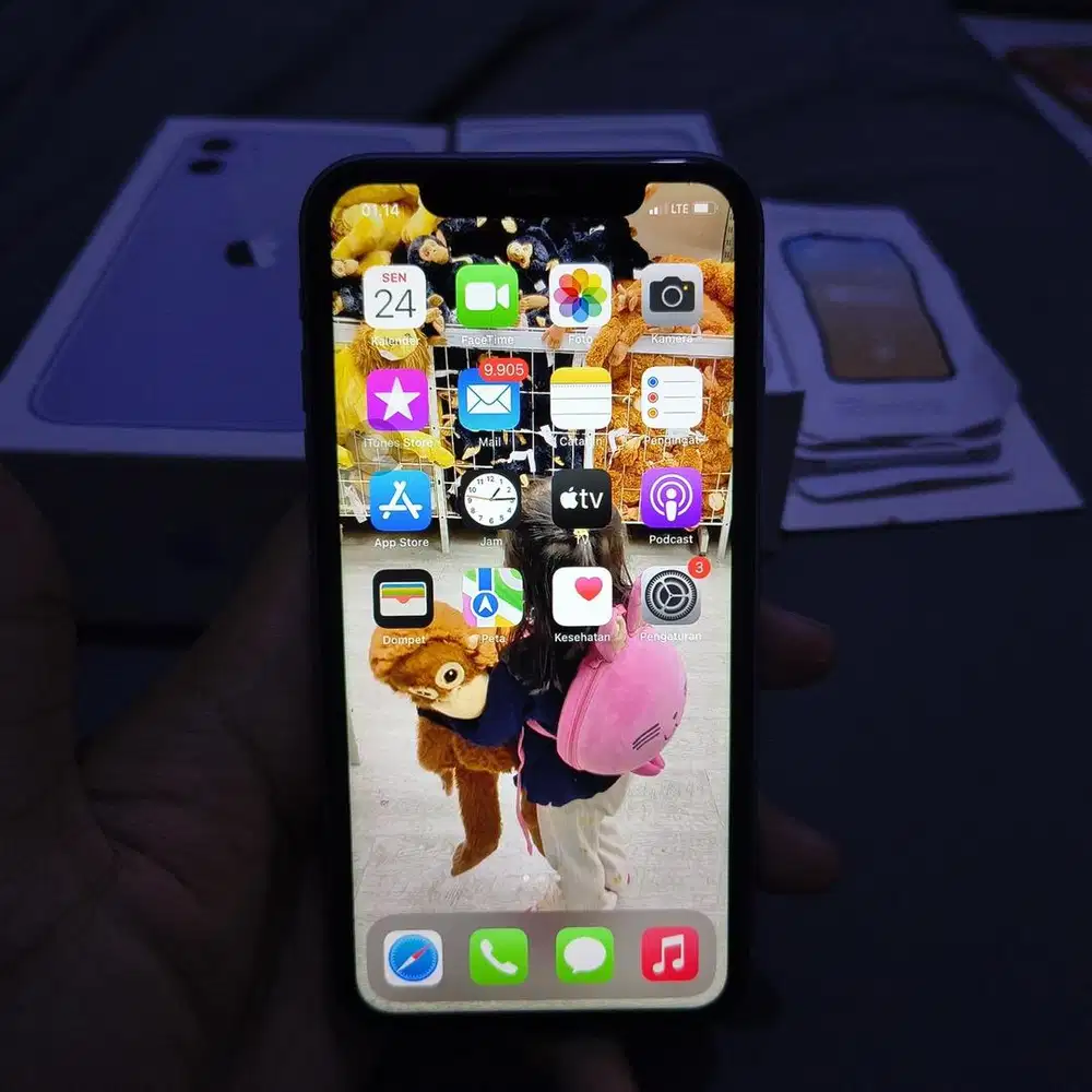 Dijual Iphone 11 64gb warna purple