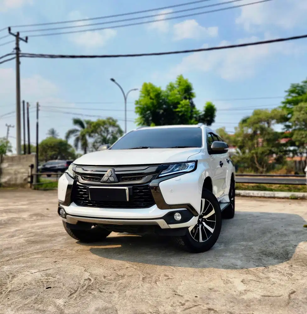 Mitsubisi Pajero 2.4 Dakar (4x2) AT