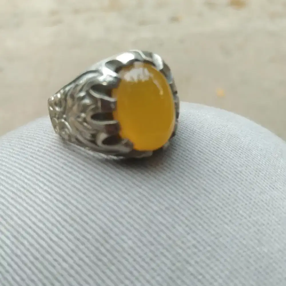 Cincin batu akik Sunkist