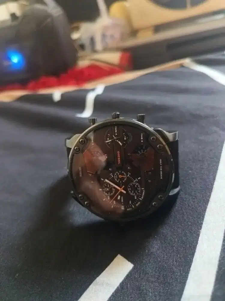 Jam tangan DIESEL