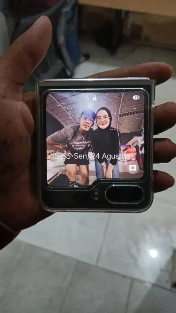 Z FLIP 5 X SEIN 8/256GB