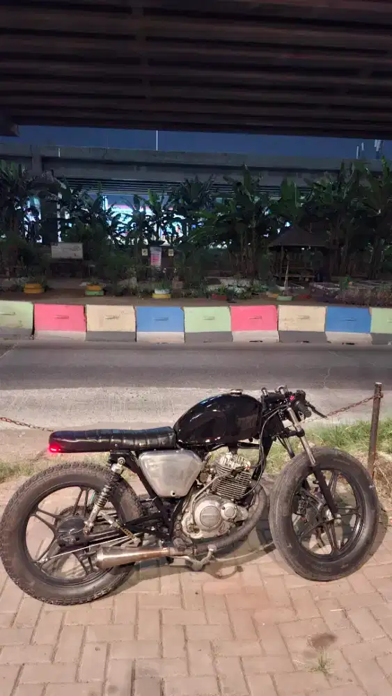 CAFERACER THUNDER
