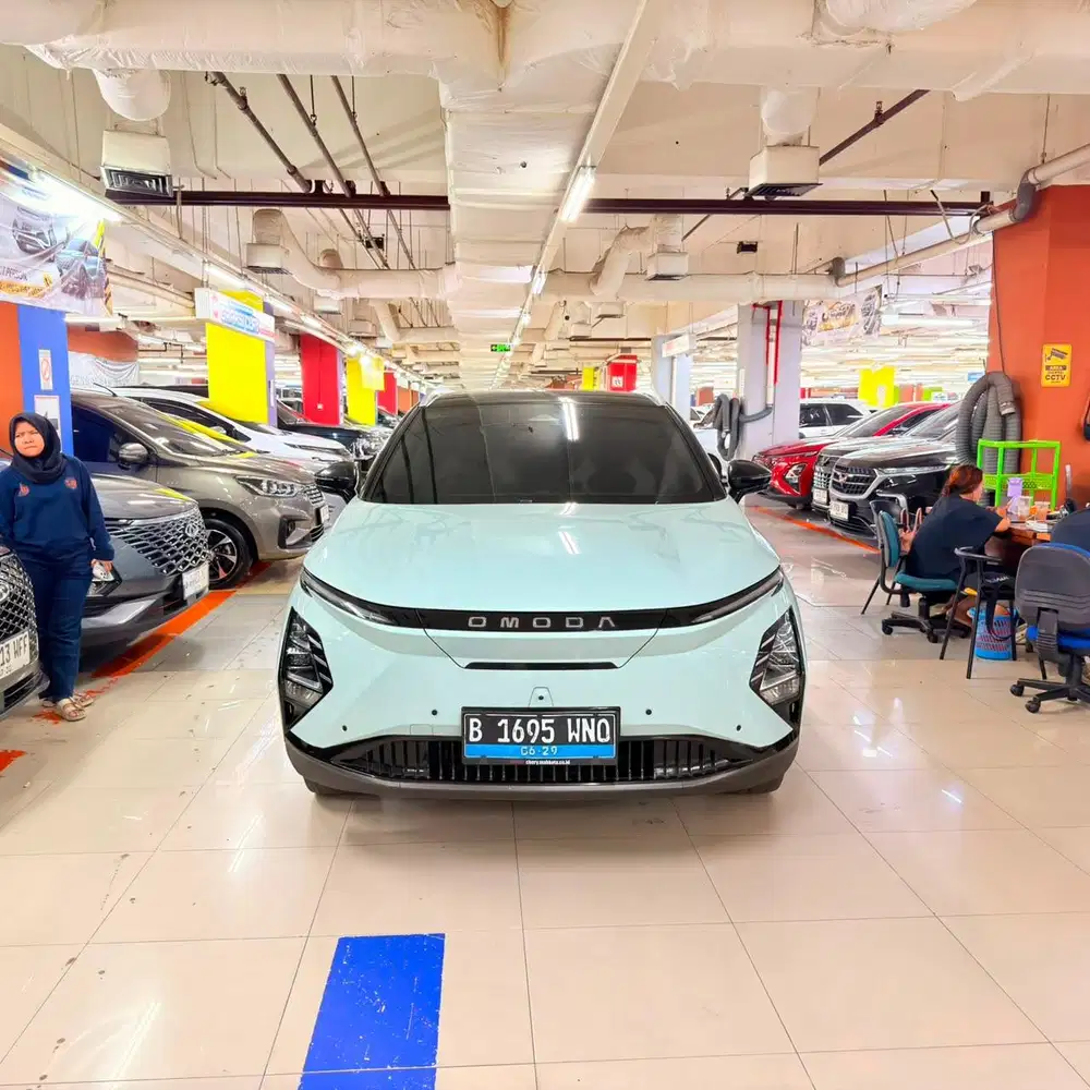 Chery Omoda E5 Listrik Sunroof Matic hijau