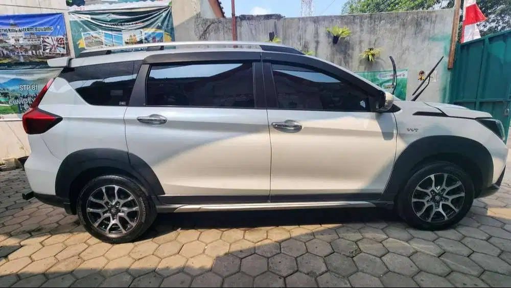 Jual Cepat Suzuki XL7 Beta MT Tangan 1 – Full Ori
