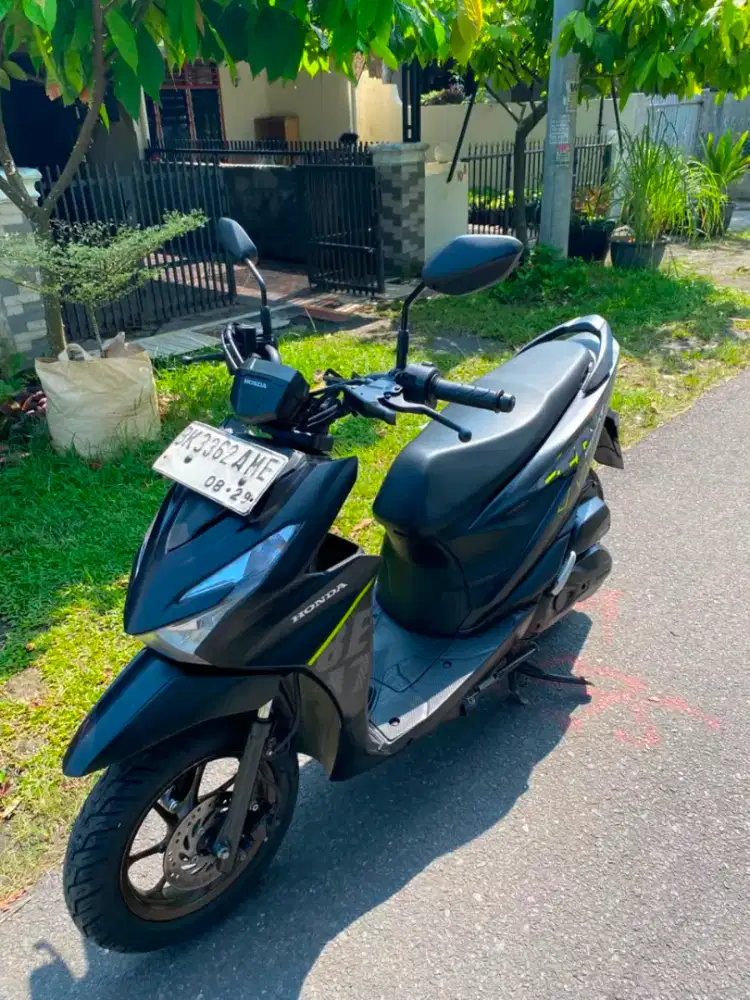 Dijual Honda New Beat Street 110 CC Thn 2024 Ban Donat