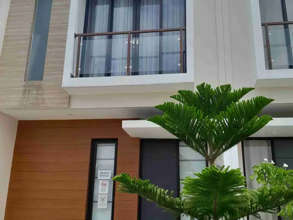 Rumah READY , 2 lantai , 3 kamar , barat surabaya